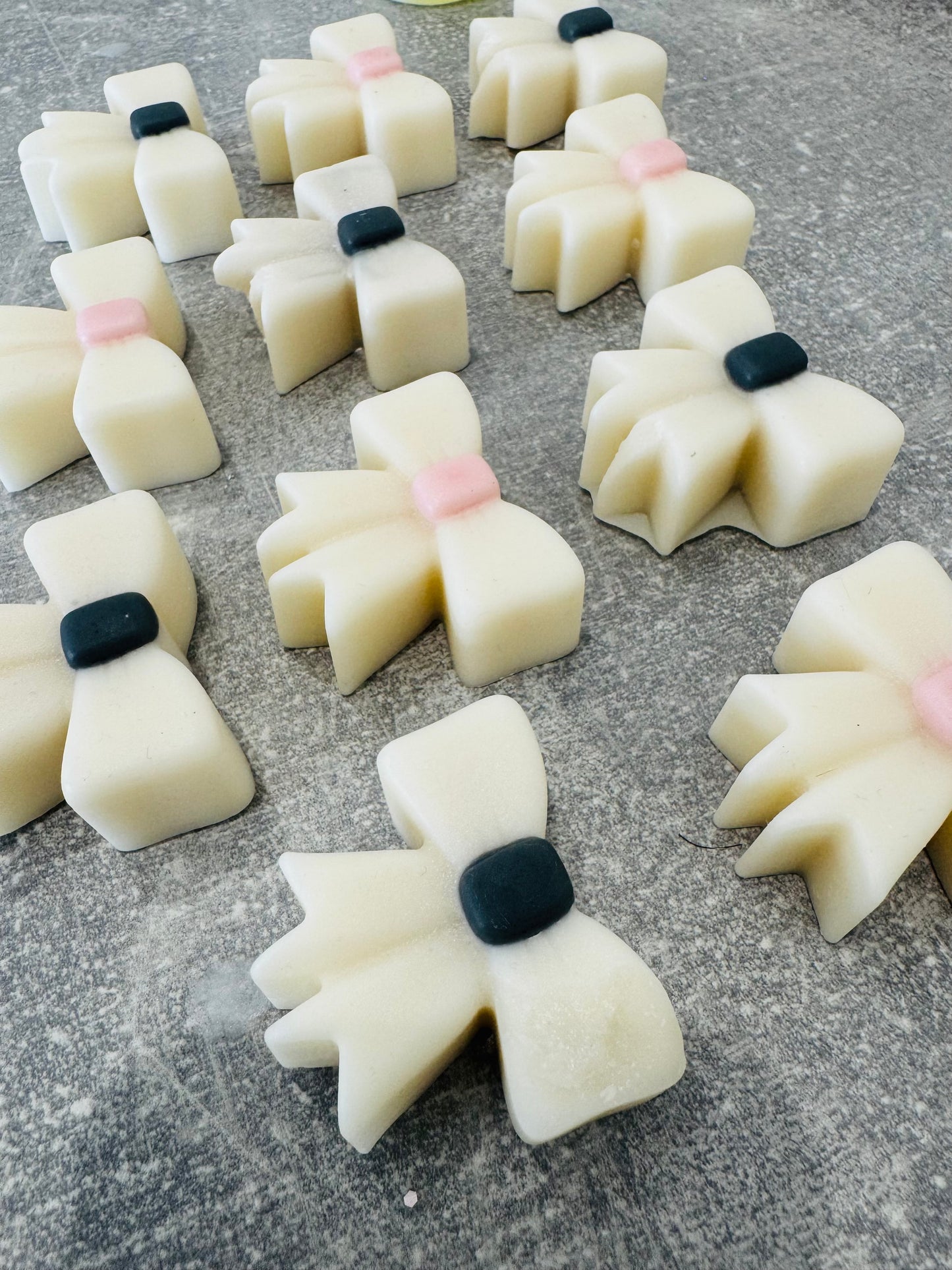 Bow shapes